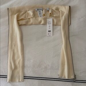 Monica Nera Elegant Cream Shrug